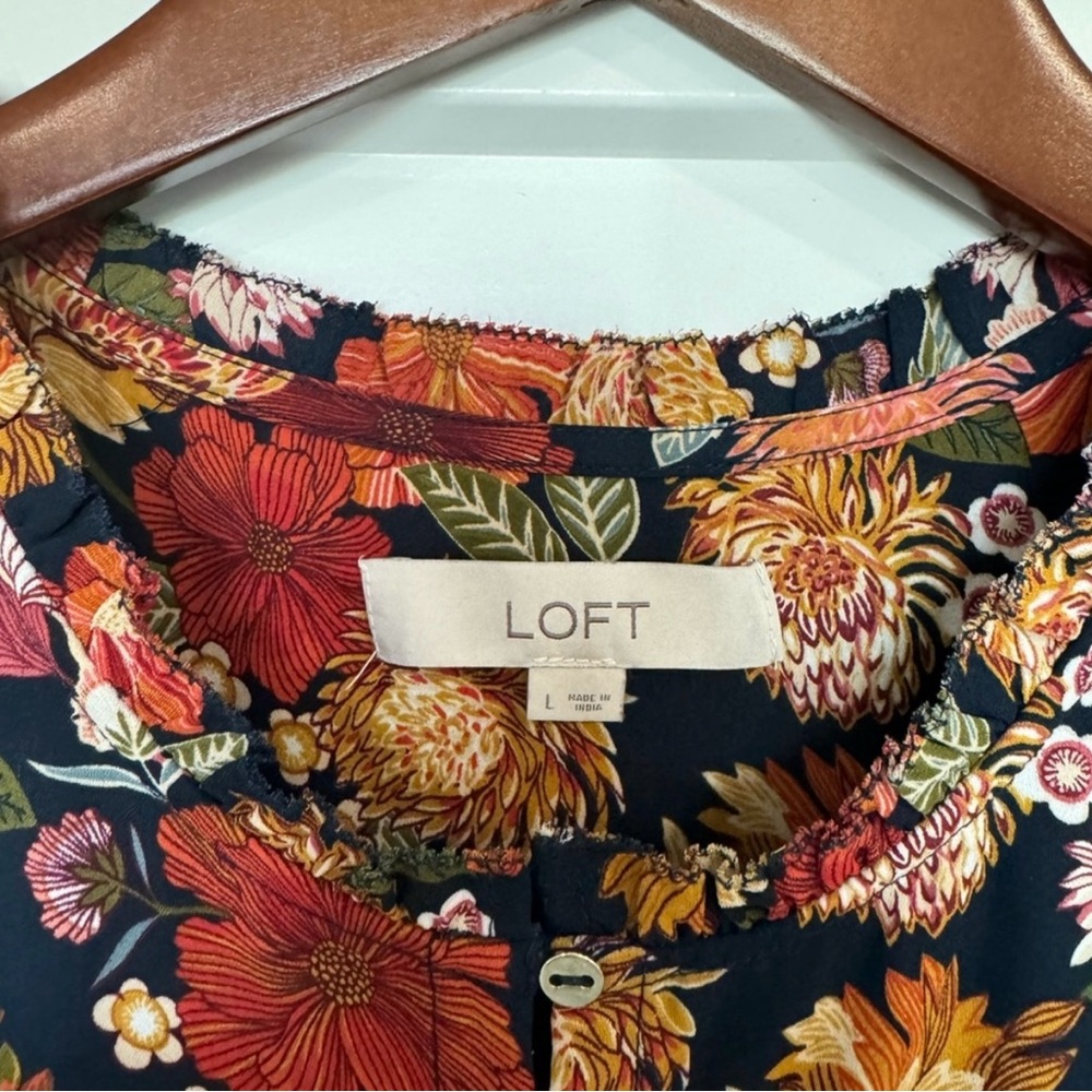 LOFT Floral Sleeveless Blouse - Picture 2 of 4